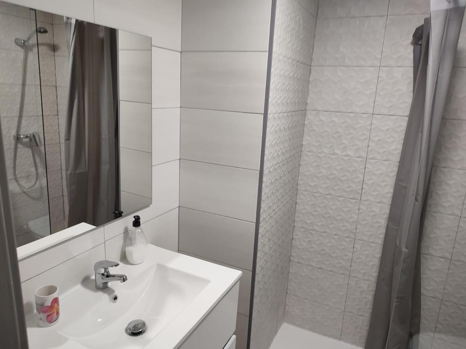 Bonito Apartamento Cerca De La Playa Σαλού Εξωτερικό φωτογραφία